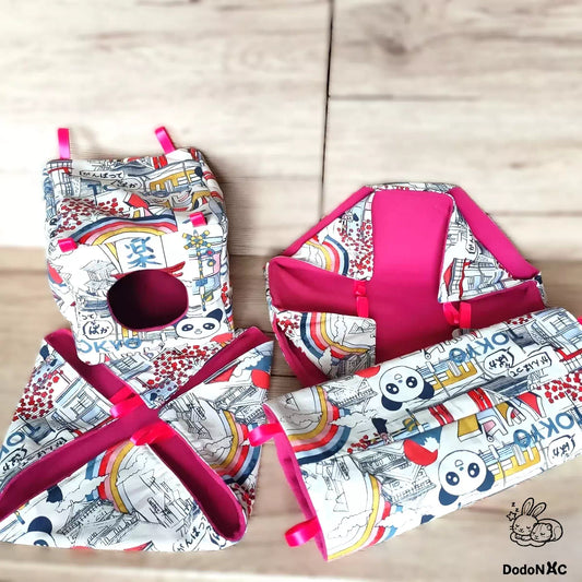 pack d'accessoires de cage pour rat dodoNAC fait main et personnalisé avec un tissu motif kawaï japonnais qui comprend un hamac double, un hamac tunnel, un hamac cube, un hamac simple