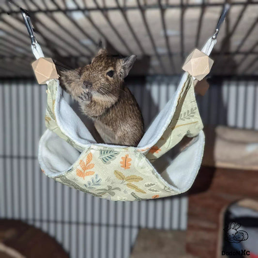 hamac double taille S confortable dodoNAC suspendu dans une cage avec une gerbille dedans