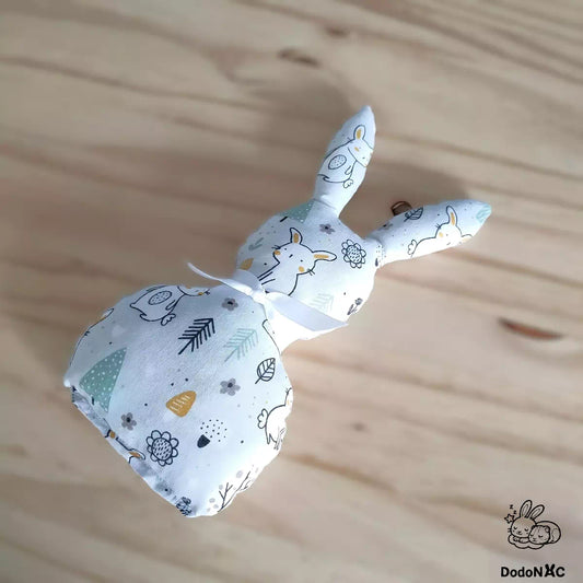 jouet peluche lapin dodonac personnalisé avec tissu motif lapin