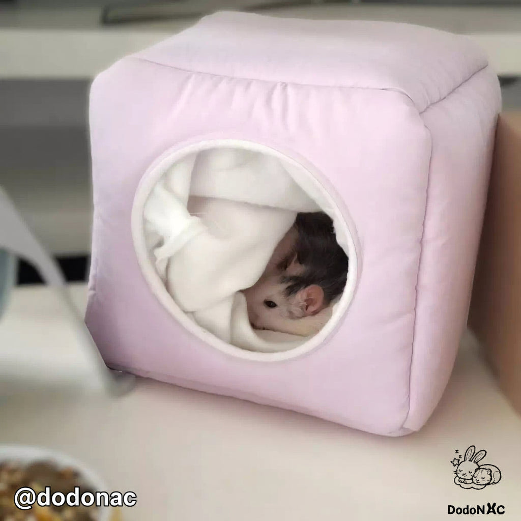 rat dans dodo cube dodoNAC douillet et confortable pour un bien être optimal fait main et personnalisable