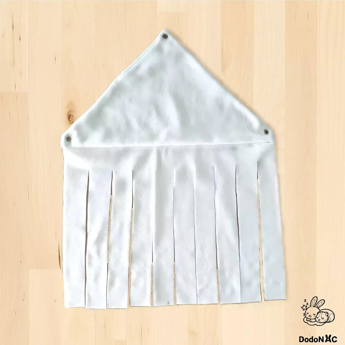 hamac rideau à franges dodoNAC vue de face coté polaire pour cage de rongeurs, cochon d'inde, lapin, souris fait main et personnalisable 