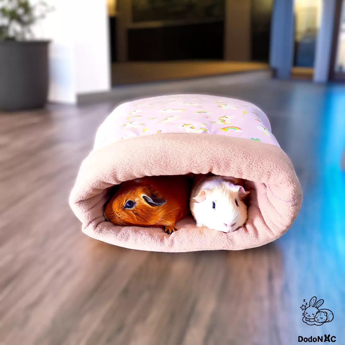 2 petits cochon d'inde dans le sac couchage molletonné avec intérieur en polaire dodoNAC cachette et lit confortable fait main et personnalisable 
